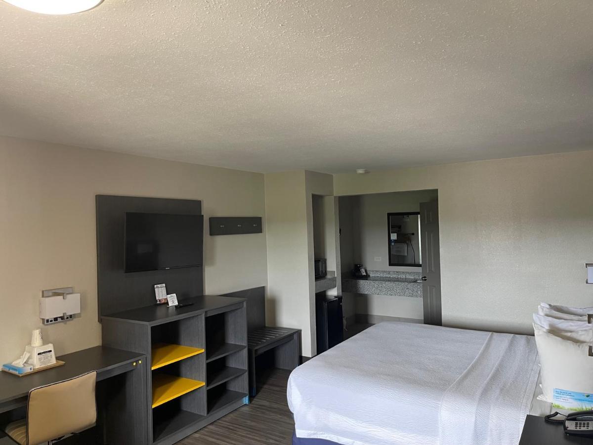 Days Inn By Wyndham Ruston La Luaran gambar